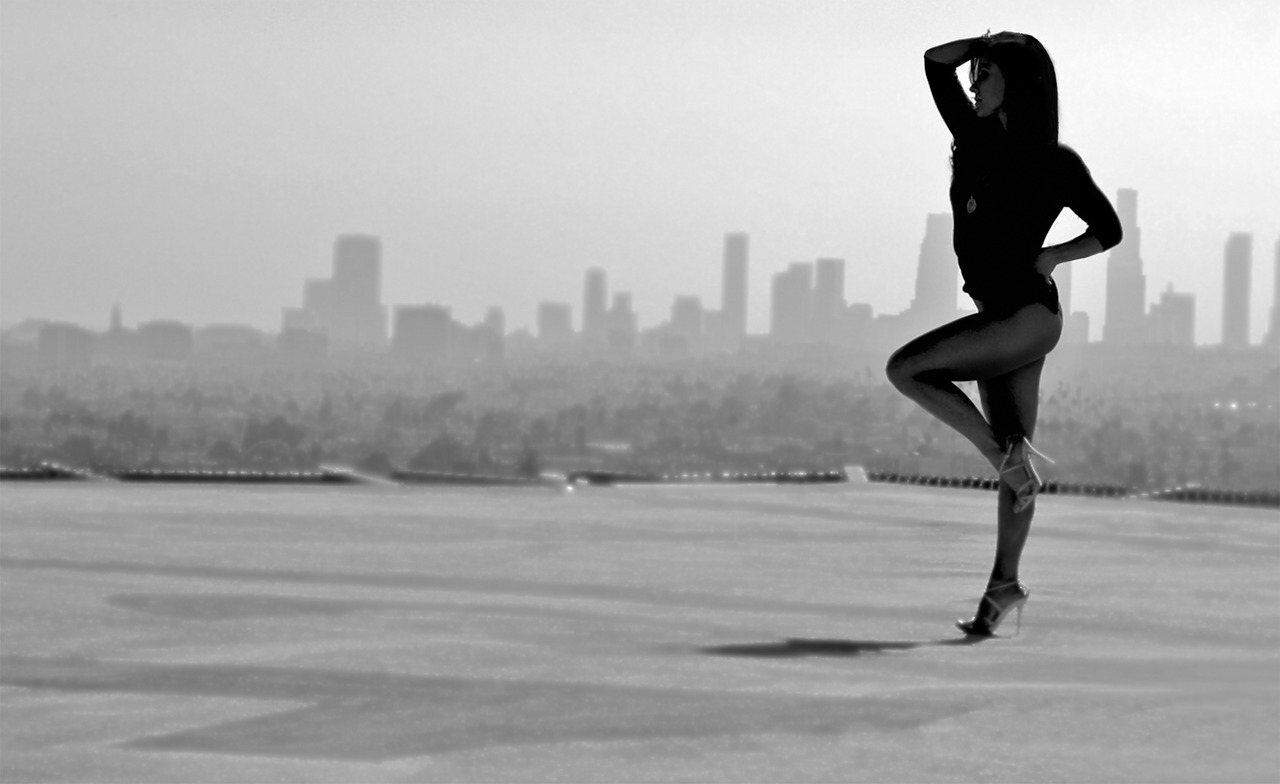 Videos | Miranda Frigon, image size:1280x784